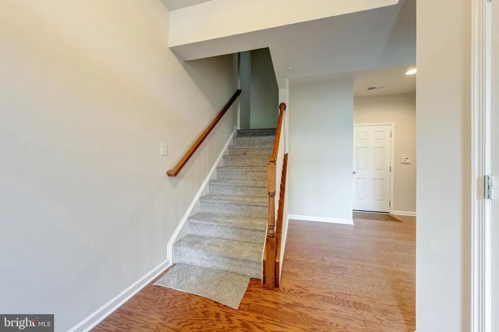 22635 NORWALK SQUARE Ashburn, VA 20148