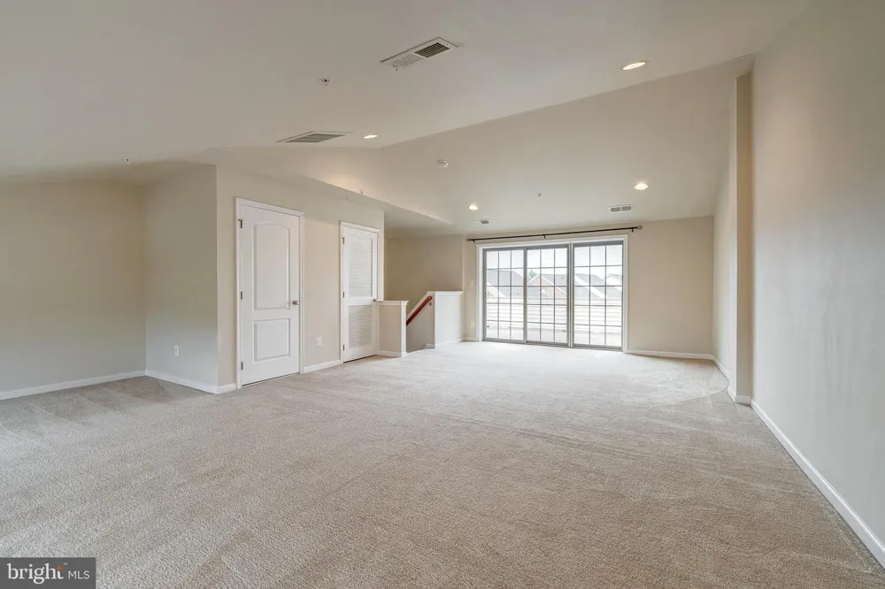 22635 NORWALK SQUARE Ashburn, VA 20148