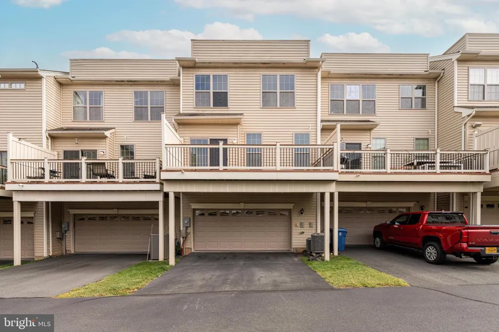22635 NORWALK SQUARE Ashburn, VA 20148