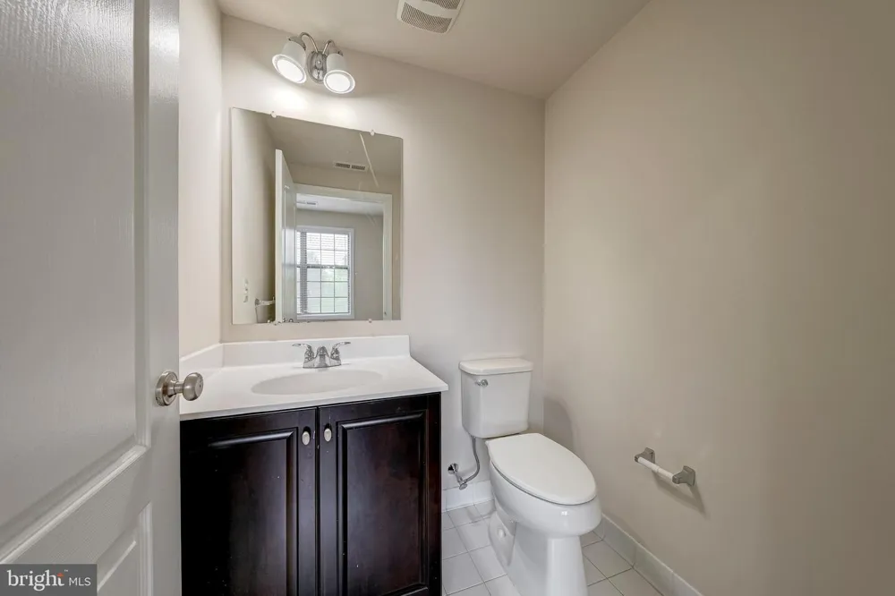 22635 NORWALK SQUARE Ashburn, VA 20148