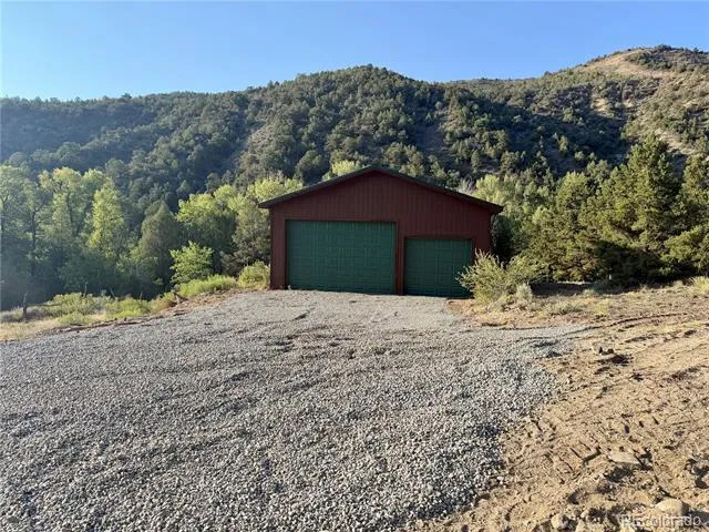 7005 County Road 221 Salida, CO 81201