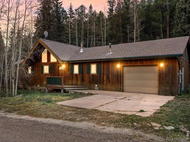 1035 Streamside Drive Drake, CO 80515