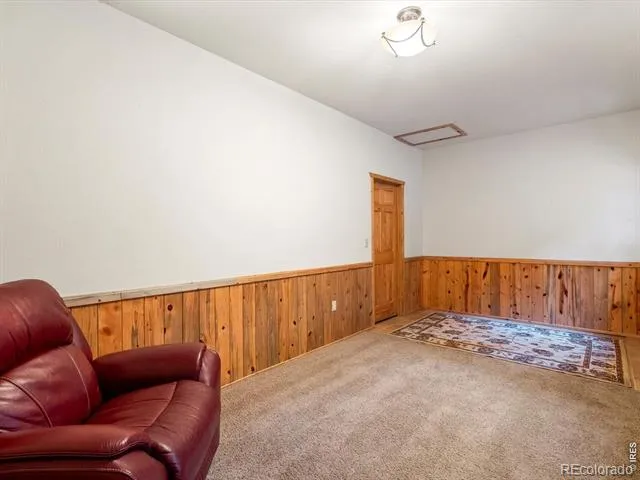 1035 Streamside Drive Drake, CO 80515