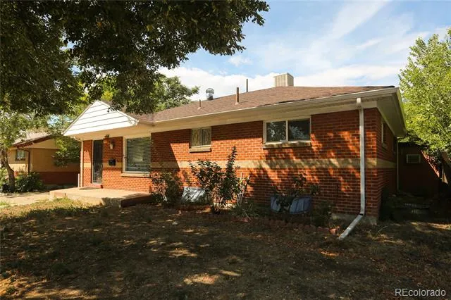 7493 Raritan Street Denver, CO 80221