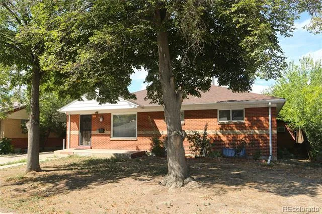 7493 Raritan Street Denver, CO 80221