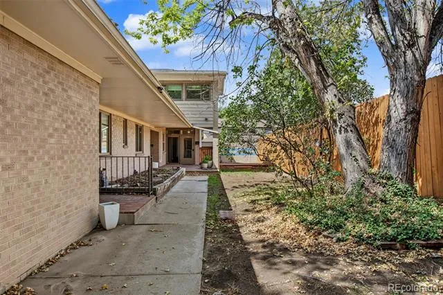549 Detroit Street Denver, CO 80206