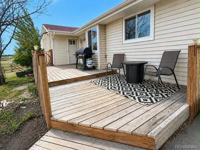 43554 Stampede Court Elizabeth, CO 80107