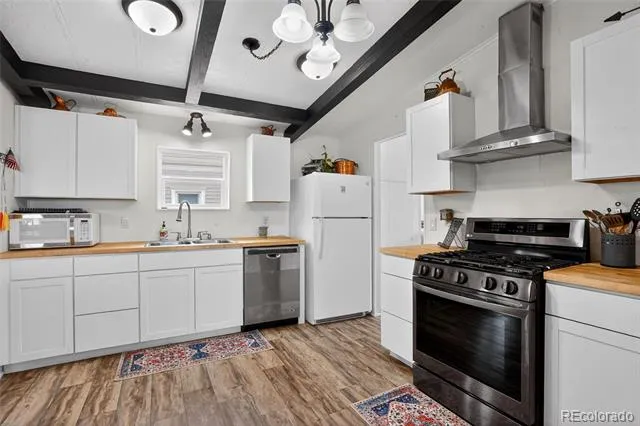 225 W Grand Street La Veta, CO 81055