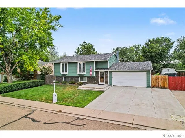 2113 Bowen Street Longmont, CO 80501