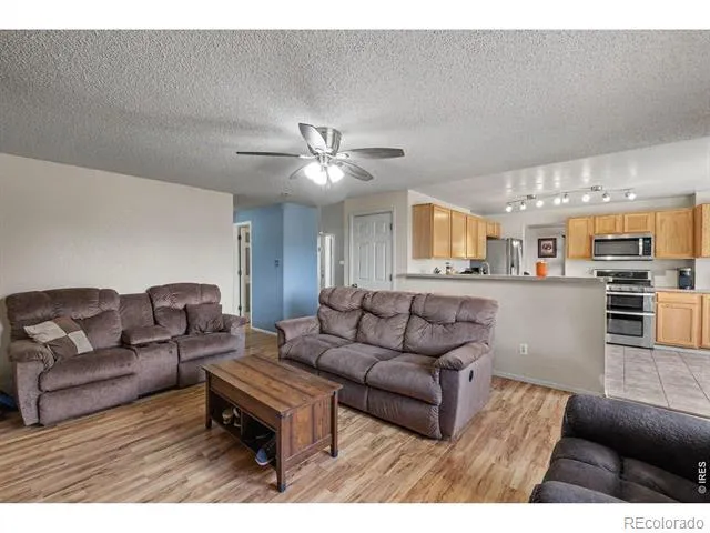 5427 Bobcat Street Frederick, CO 80504