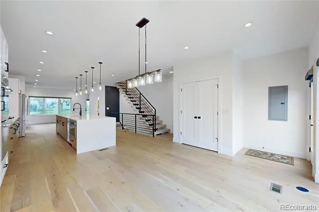 2403 S Franklin Denver, CO 80210