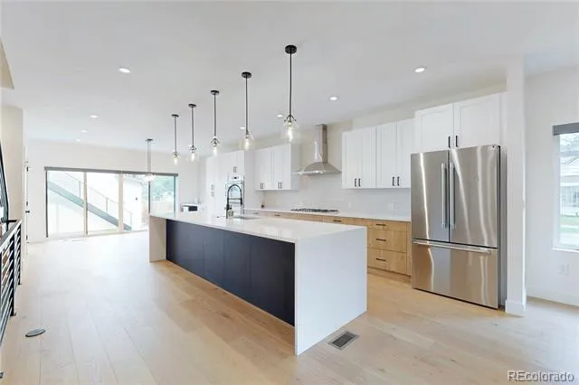 2403 S Franklin Denver, CO 80210