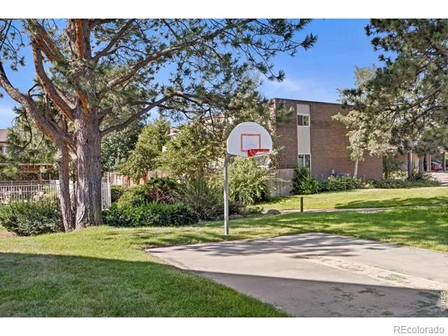 1415 Bradley Drive Boulder, CO 80305