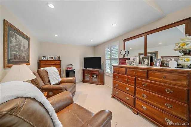 9885 W Aqueduct Place Littleton, CO 80123