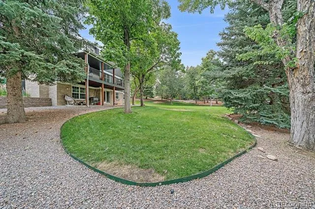 9885 W Aqueduct Place Littleton, CO 80123