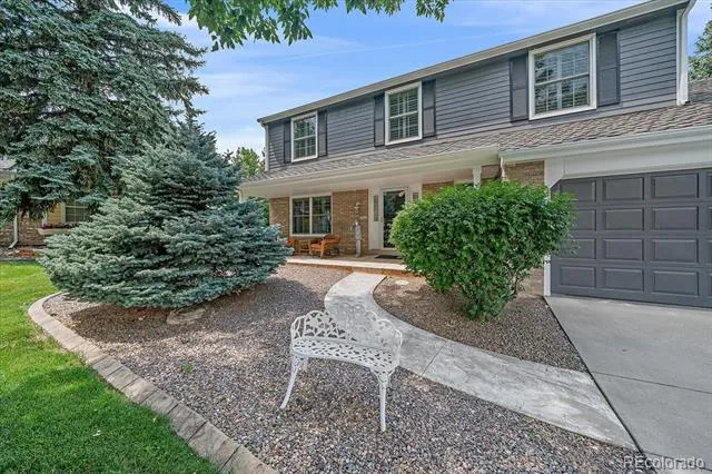 9885 W Aqueduct Place Littleton, CO 80123