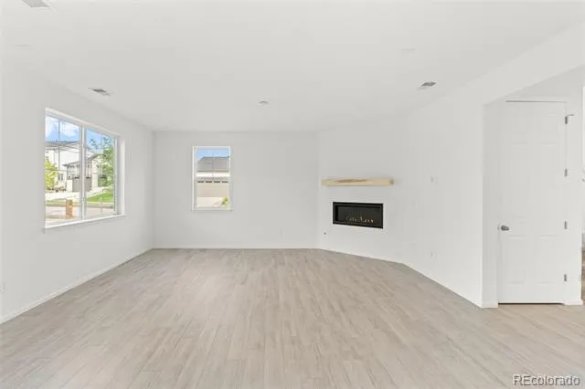 24281 E 40th Avenue Aurora, CO 80019