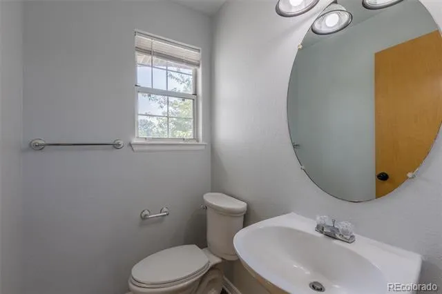 2241 S Walden Street Aurora, CO 80013