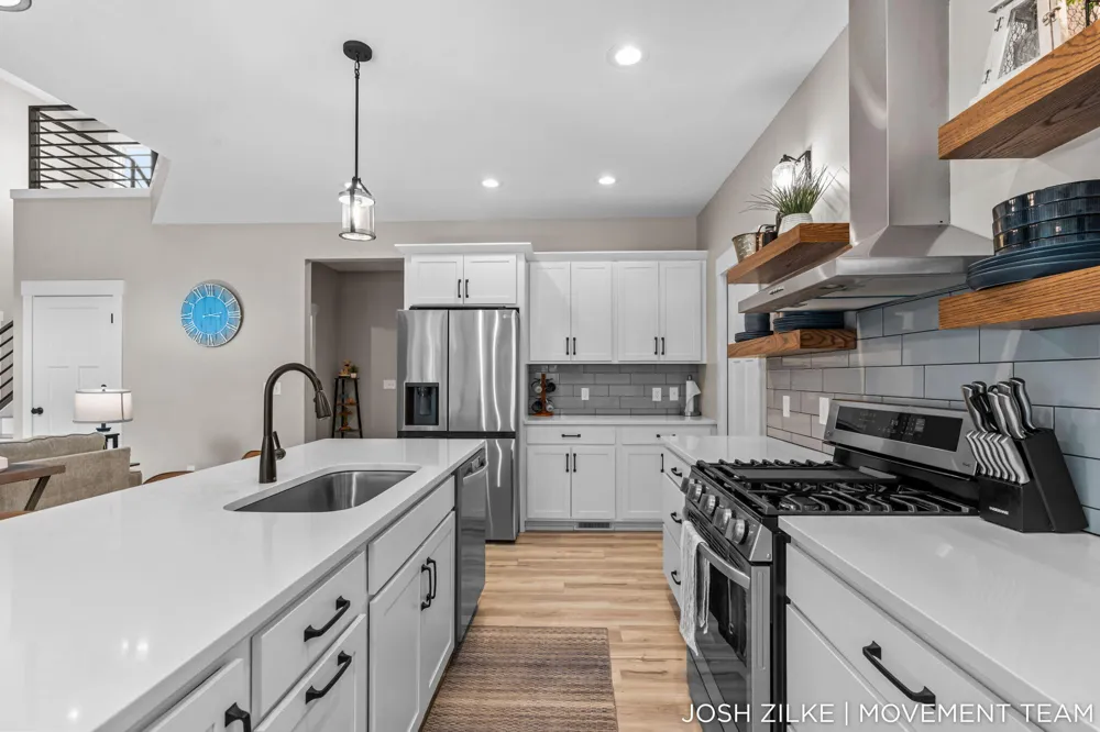 416 Sabine Drive Muskegon, MI 49442