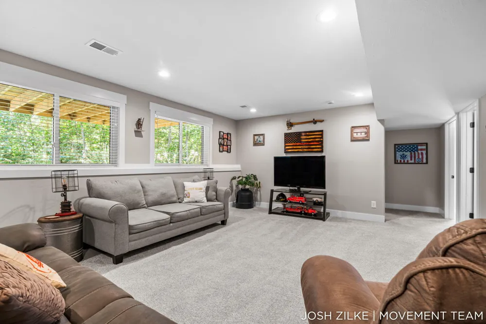 416 Sabine Drive Muskegon, MI 49442