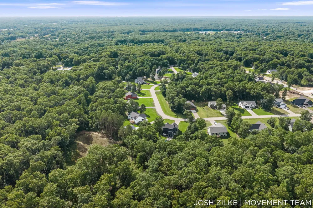 416 Sabine Drive Muskegon, MI 49442