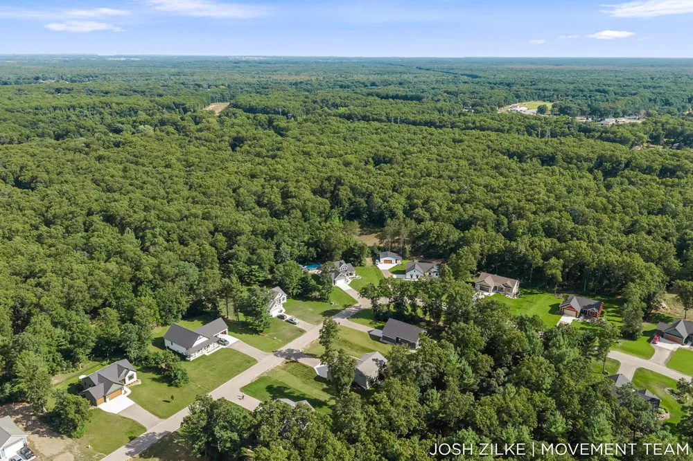 416 Sabine Drive Muskegon, MI 49442