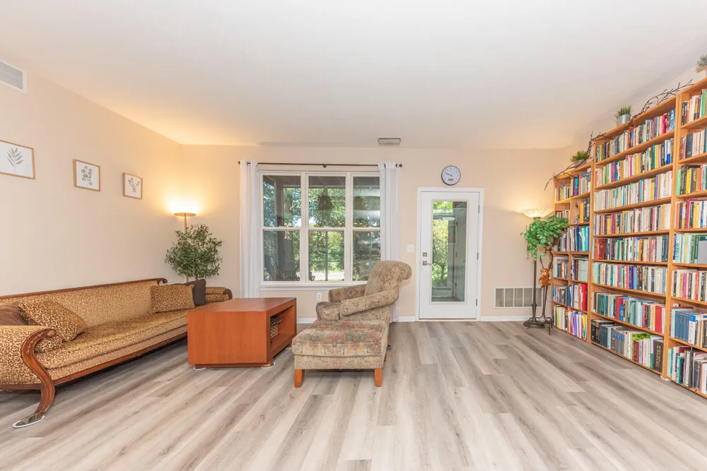 1486 Fox Pointe Circle Ann Arbor, MI 48108
