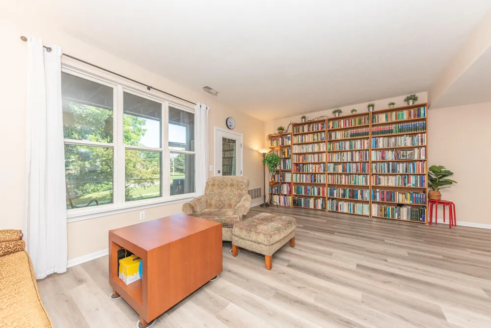 1486 Fox Pointe Circle Ann Arbor, MI 48108