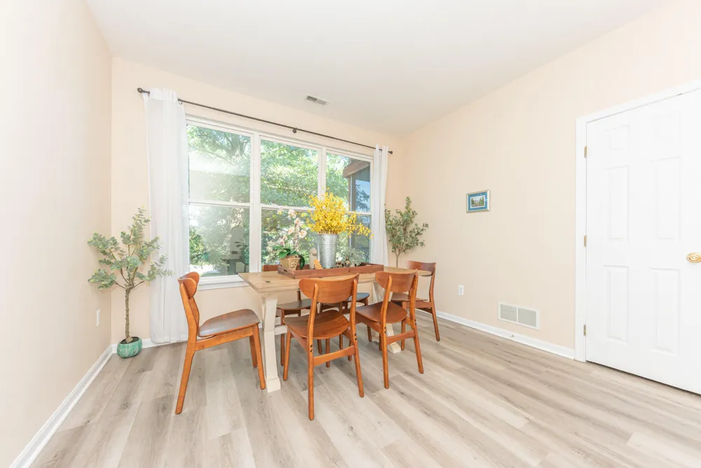 1486 Fox Pointe Circle Ann Arbor, MI 48108