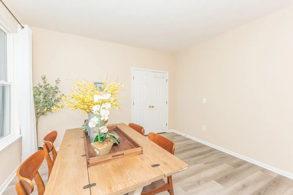 1486 Fox Pointe Circle Ann Arbor, MI 48108