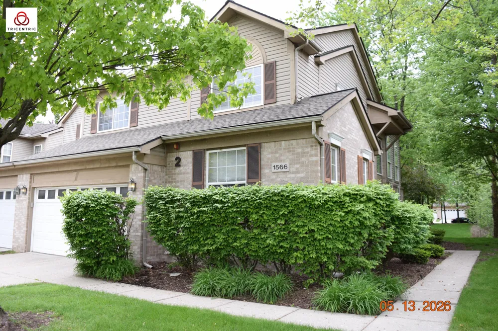 1566 Heron Circle Canton, MI 48187