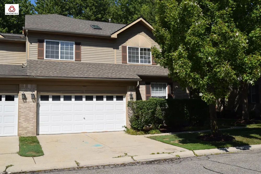 1566 Heron Circle Canton, MI 48187