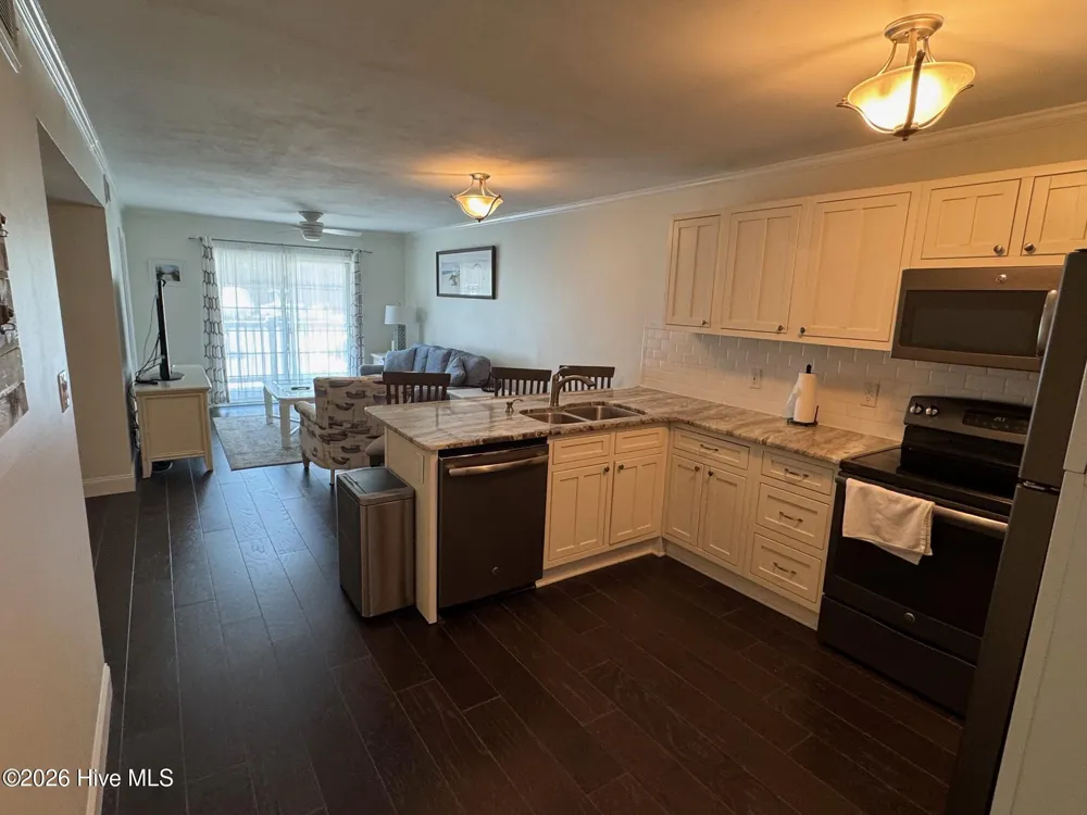 5400 E Yacht Drive #Apt A7 Oak Island, NC 28465