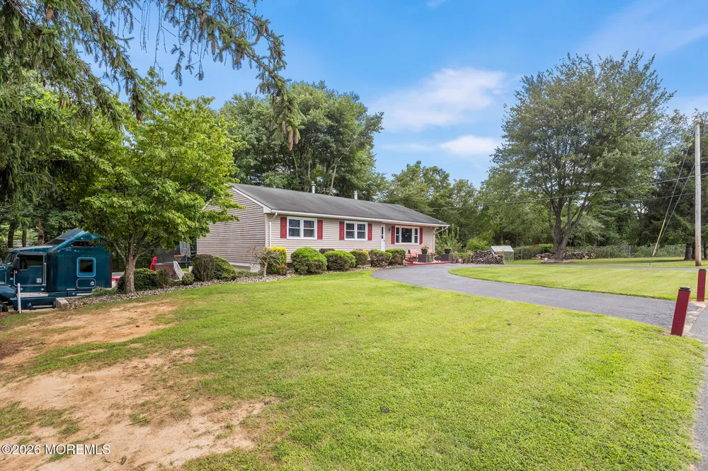 7 Chambers Road Millstone, NJ 08510