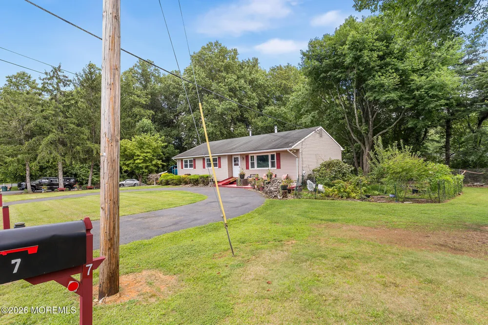 7 Chambers Road Millstone, NJ 08510