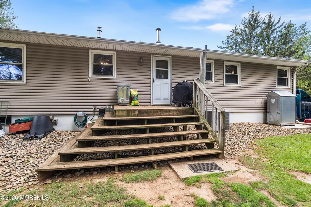 7 Chambers Road Millstone, NJ 08510