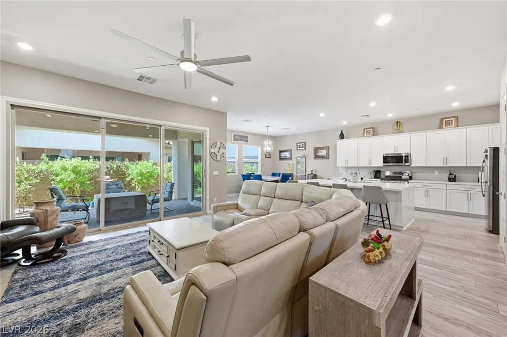 689 Corelli Cove Street Henderson, NV 89011