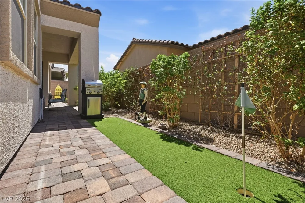 689 Corelli Cove Street Henderson, NV 89011