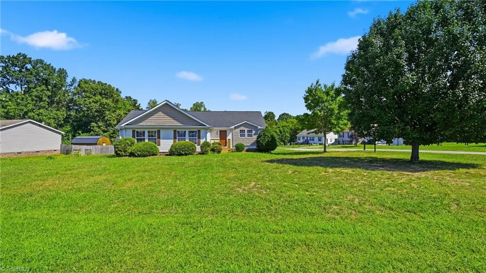 5499 HITCHING POST DRIVE Gibsonville, NC 27249
