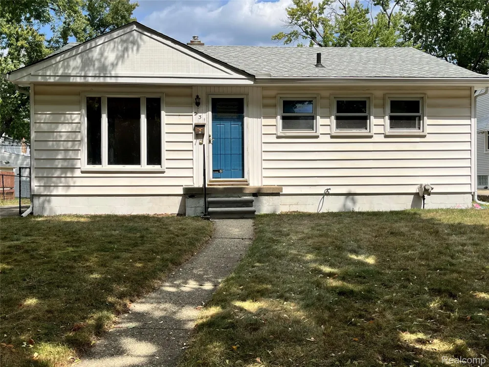 231 Walper Avenue Clawson City, MI 48017