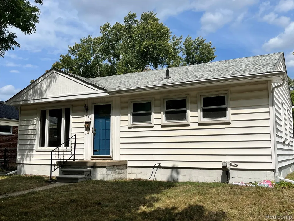 231 Walper Avenue Clawson City, MI 48017