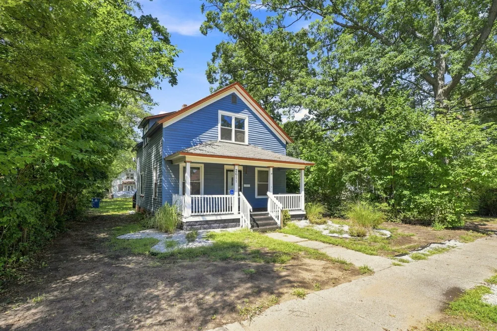 2611 Wood Street Muskegon Heights City, MI 49444