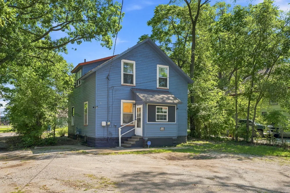 2611 Wood Street Muskegon Heights City, MI 49444
