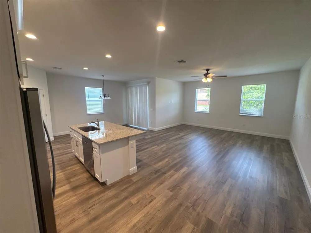 531 ELLIE COURT Apopka, FL 32712