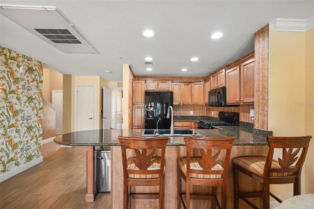 1593 HERITAGE CROSSING COURT Kissimmee, FL 34747