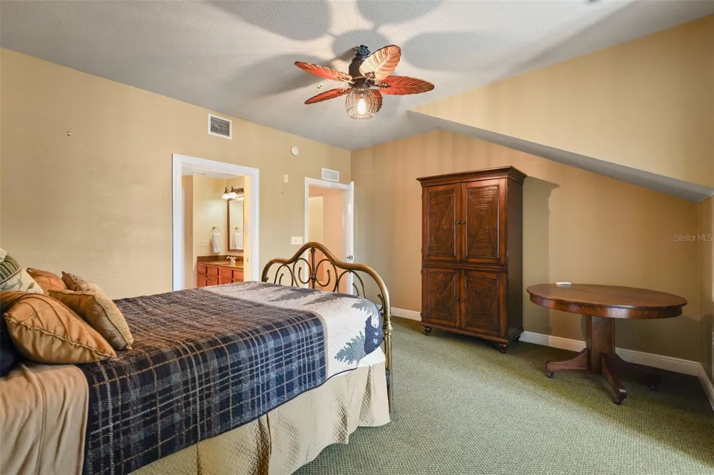 1593 HERITAGE CROSSING COURT Kissimmee, FL 34747