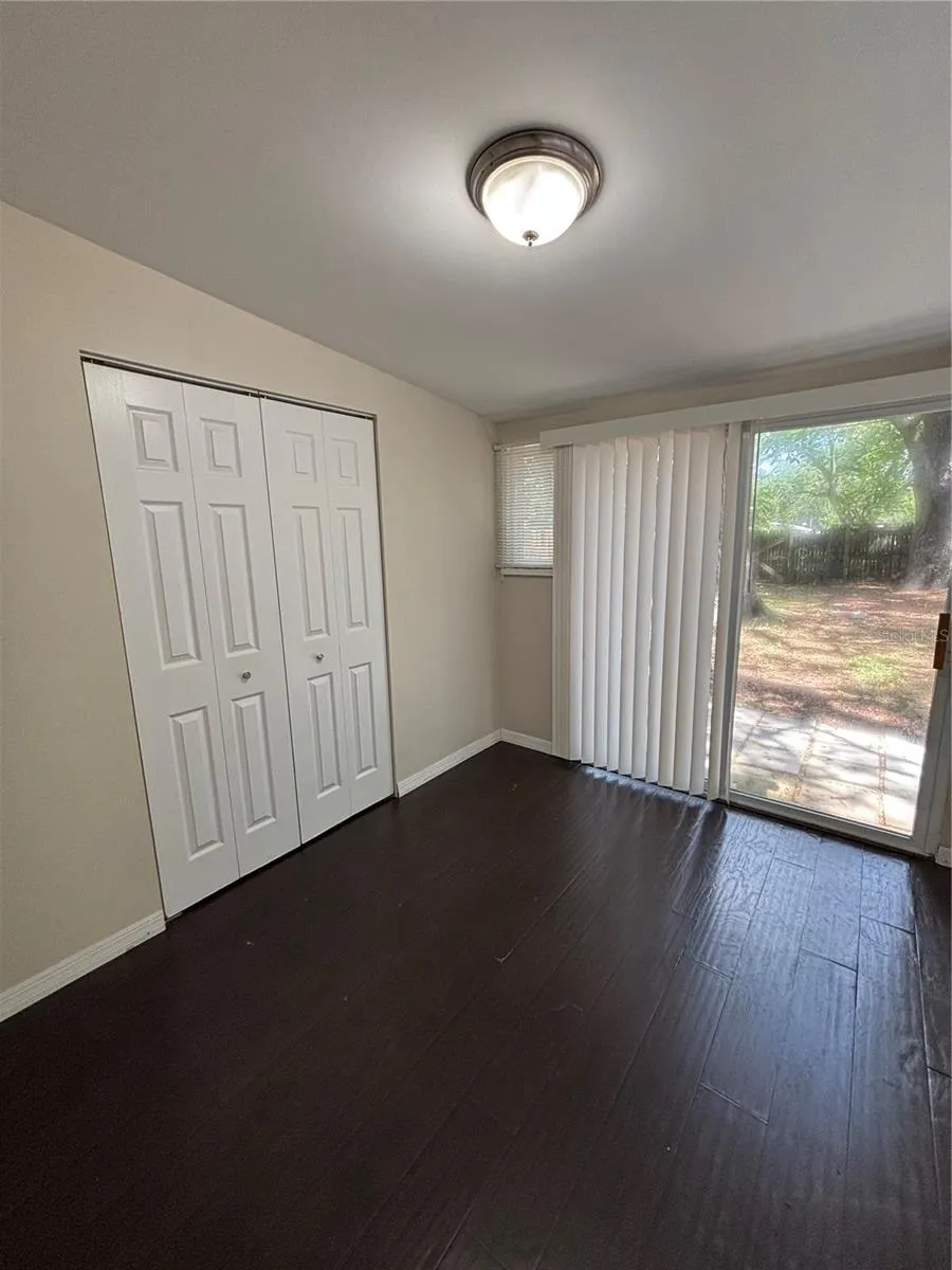 5135 39TH AVENUE St Petersburg, FL 33709