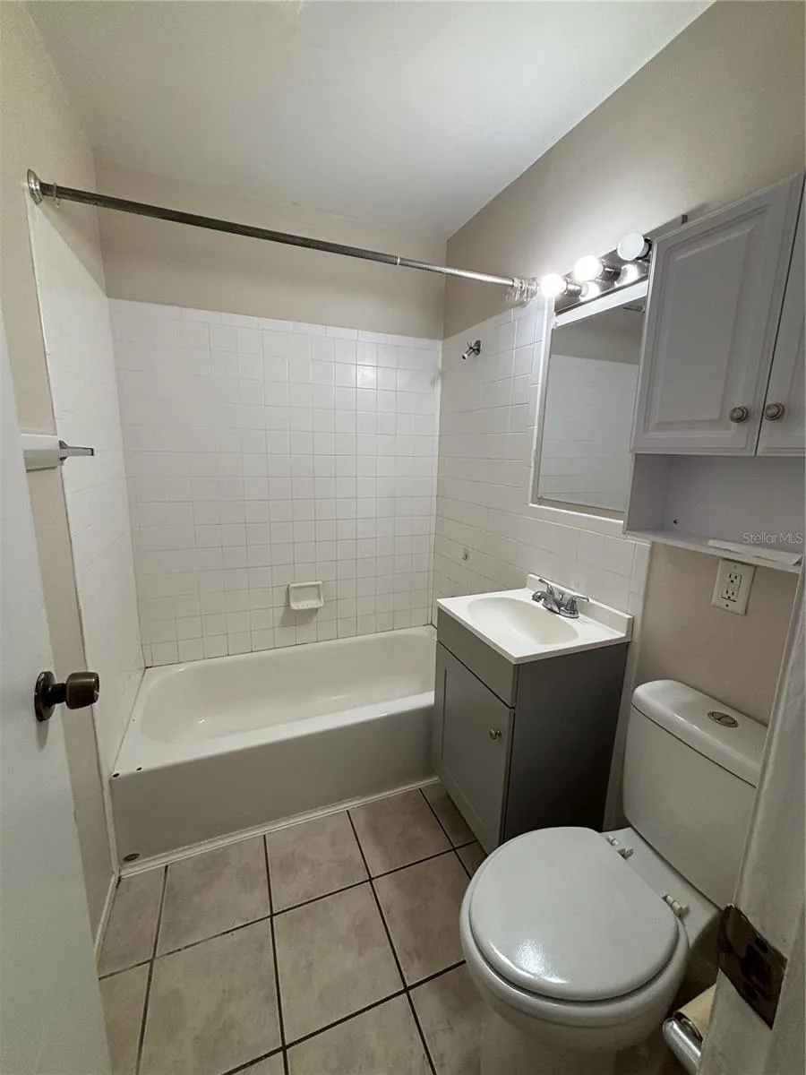 5135 39TH AVENUE St Petersburg, FL 33709
