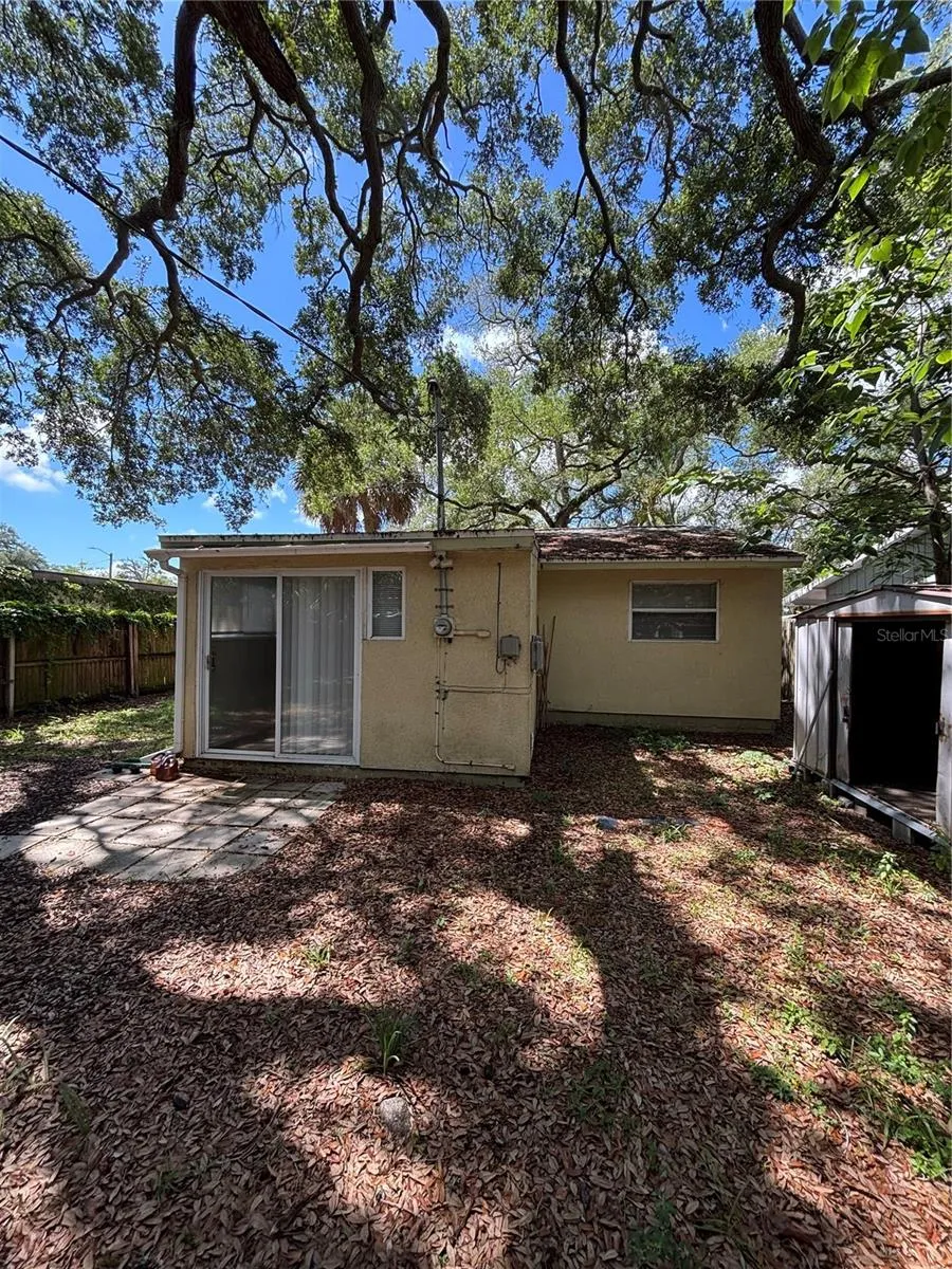 5135 39TH AVENUE St Petersburg, FL 33709