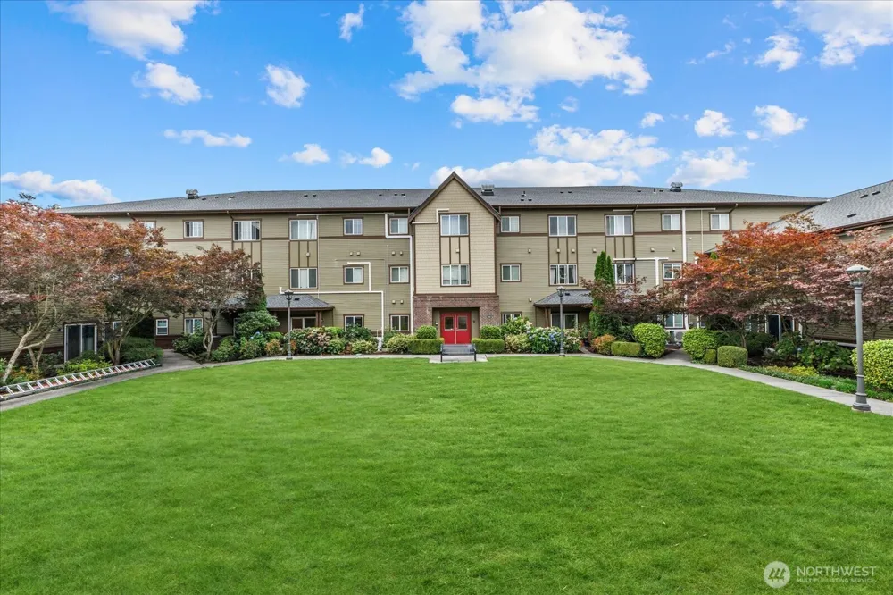 973 NE Ingram Street #A101 Issaquah, WA 98029